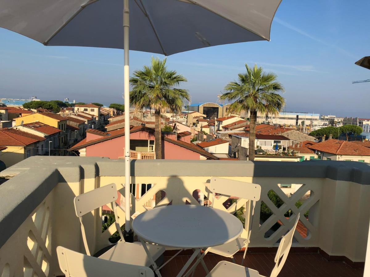 Apartament Torre Della Darsena Viareggio Zewnętrze zdjęcie